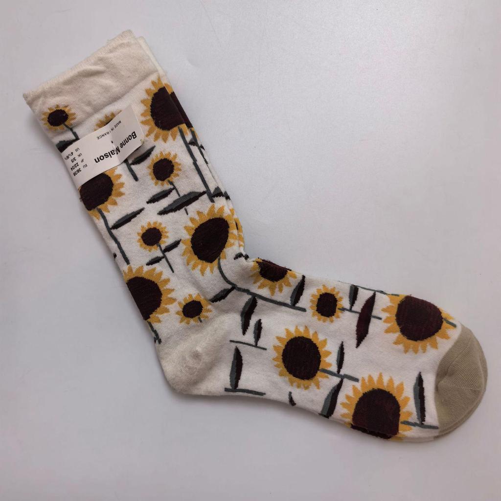 French Artistic Oil Painting Series: Colorful Trendy Mid-Calf Cotton Socks for Women