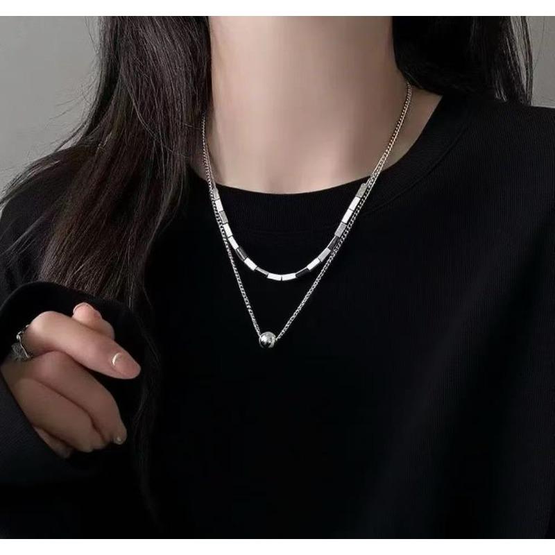 Necklace girls new trendy brand versatile high-end niche pendant sweater chain men's necklace