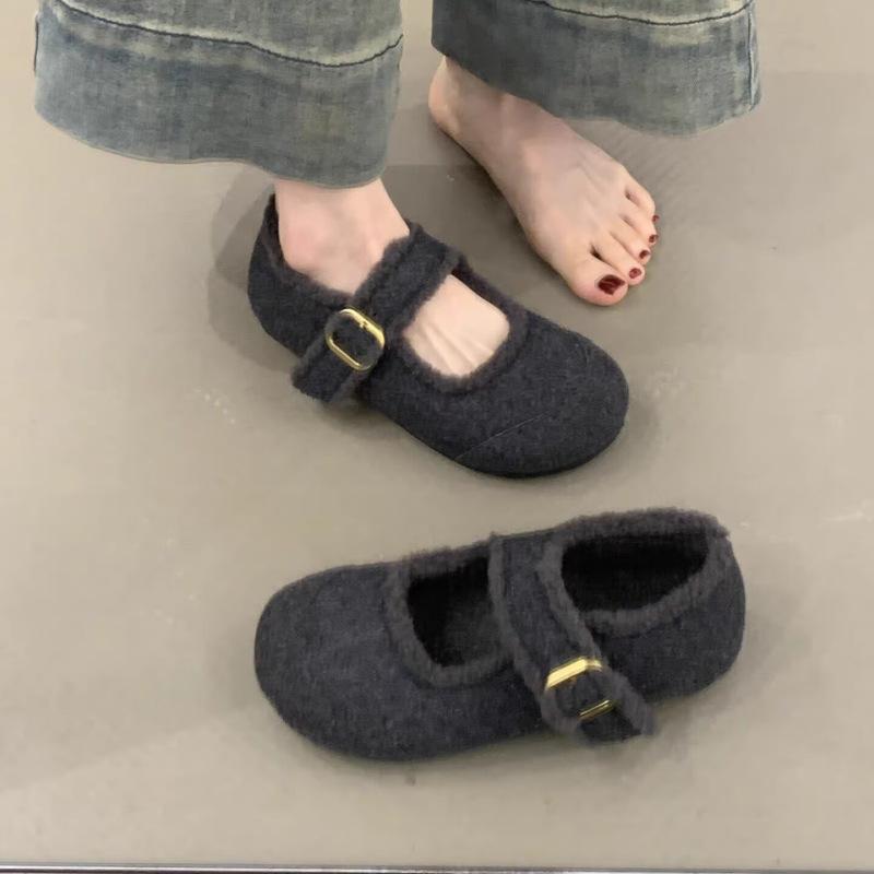 Grey Mary Jane fluffy shoes for women wearing new winter plush cotton shoes 35