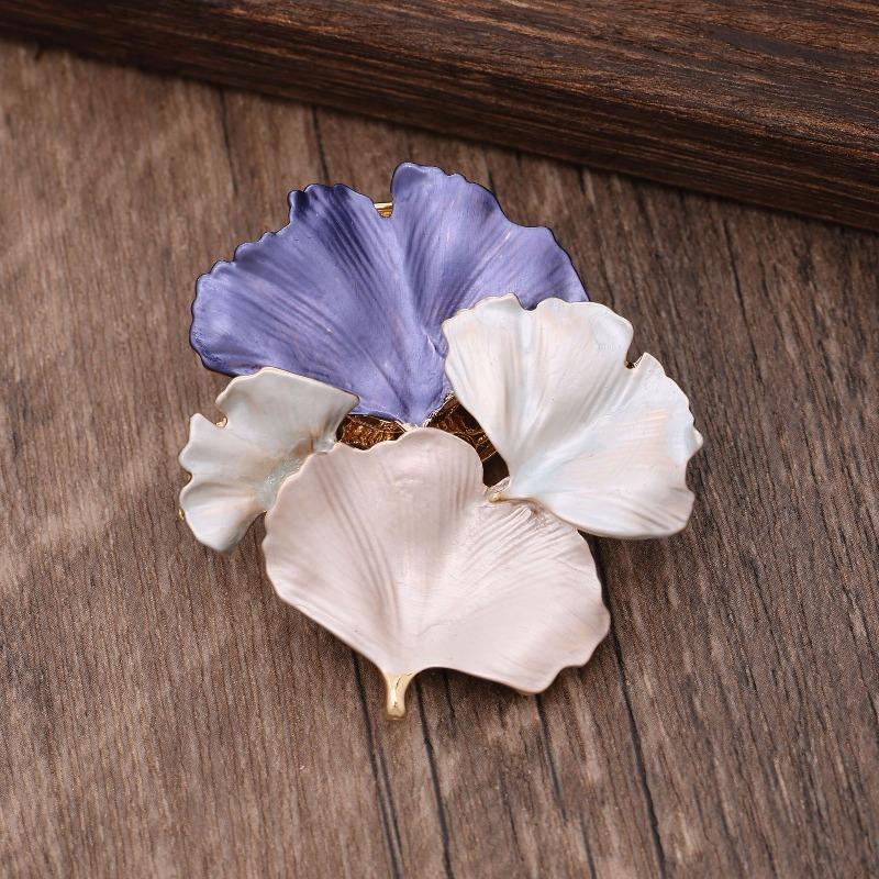 Heiß verkaufende emailierte geometrische Blume magnetische Brosche, modische kreative Blumenbrosche für Damen