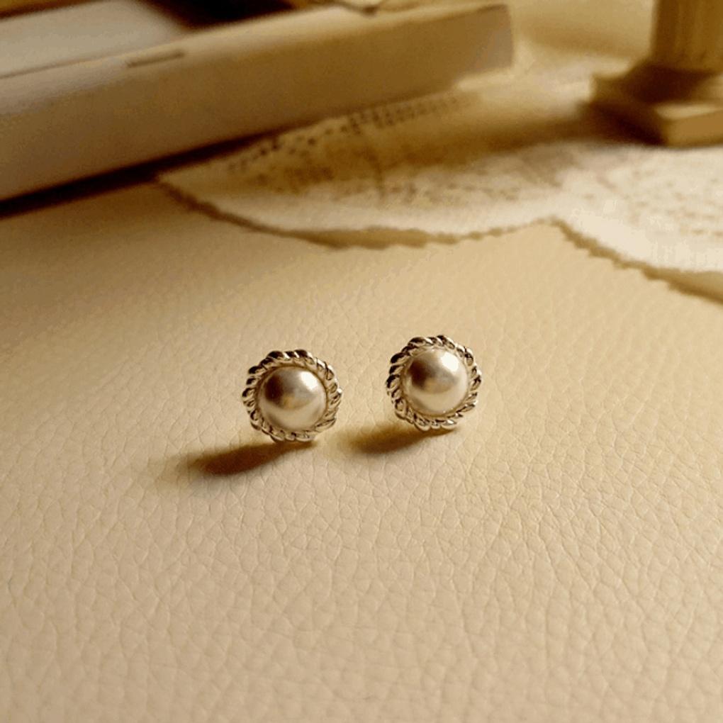 926 Silver Pearl Freshwater Earrings 16K Gold Plated Boil