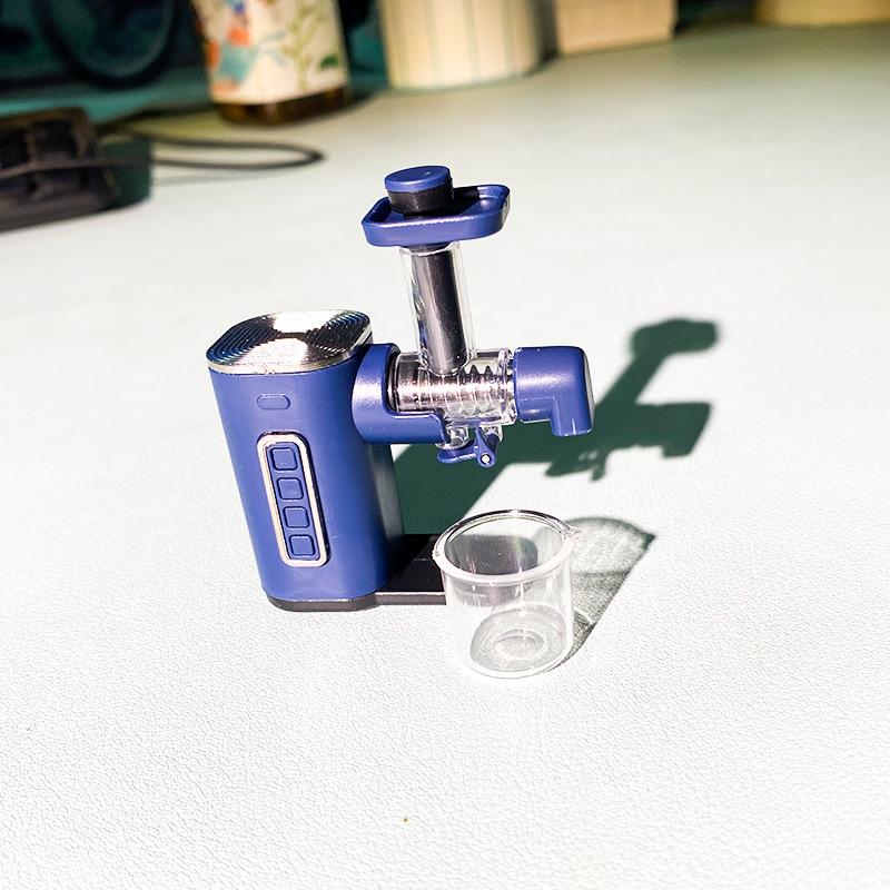1 Set Mini Food Play Fruit Juicer Machine 1:12 Scale Dollhouse Miniature Juicer Blender Simulation Model Scene Decoration