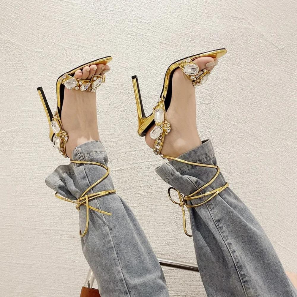 Eilyken Letnie Szpilki Sandały z Cyrkoniami Damskie Szpiczasty Nosek Pasek na Kostkę Kryształowe Ślubne Damskie Buty