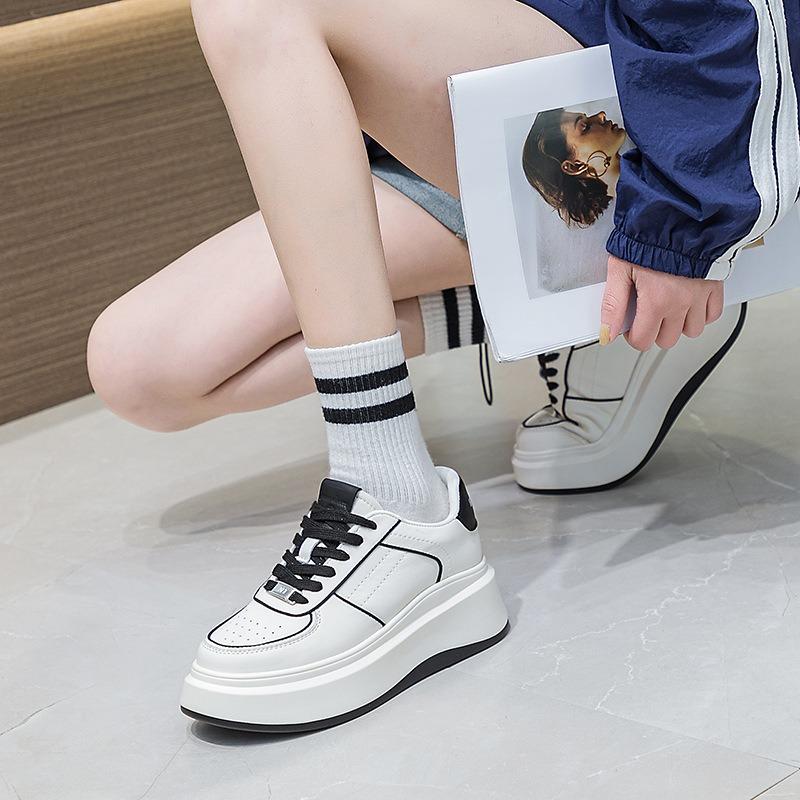 Leather little white shoes women's spring new board shoes women's fashion versatile platform girls' casual sports shoes