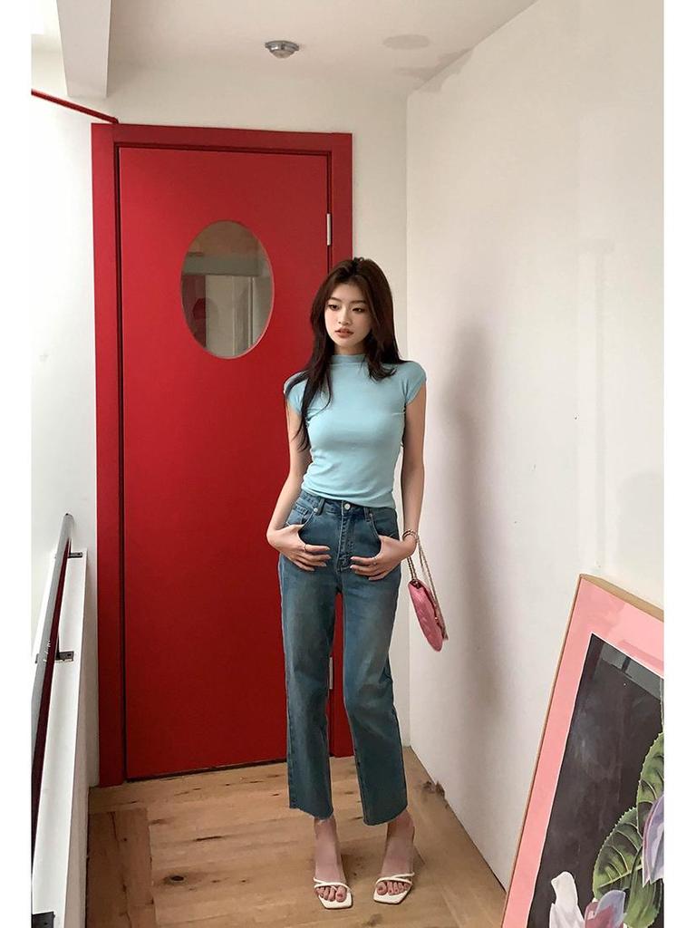 2026 Spring/Summer Women's Elegant Slim-Fit Semi-High Neck Short-Sleeve T-shirt