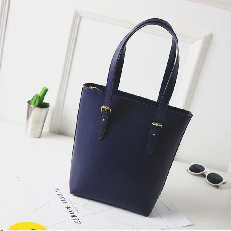 Elegant And Stylish Women Pu Leather Shoulder Bag With Soft Surface And Zipper Closure