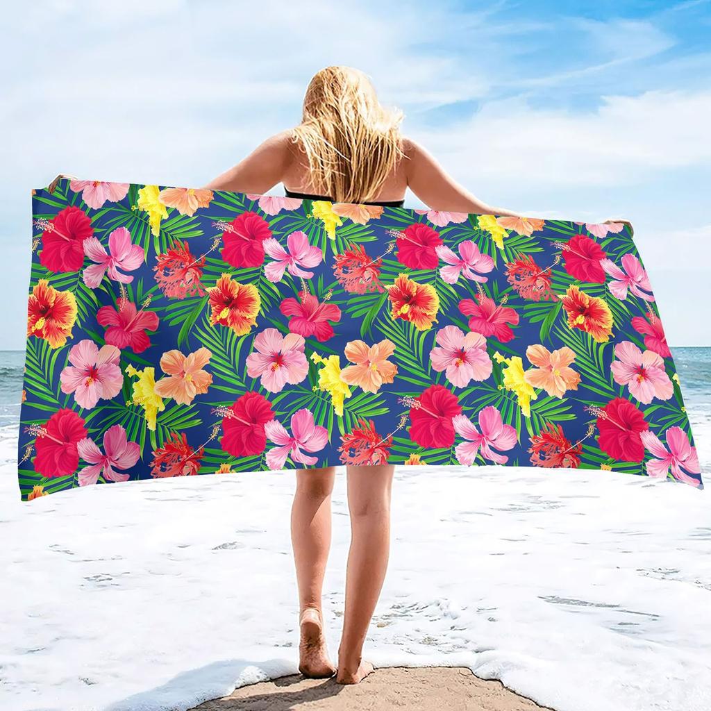 Tropisches Monstera-Blatt bedrucktes Strandtuch Schnelltrocknendes Polyester Badetuch Grünes Palmen-Sandfreies Handtuch für den Sommerurlaub