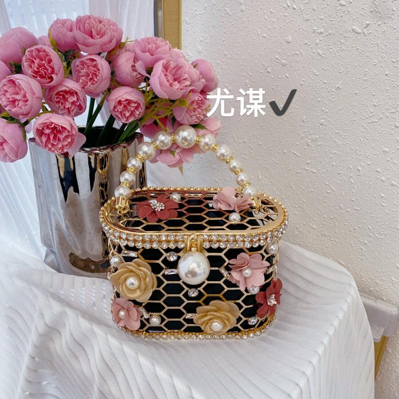 Sparkling Hollow Flower Rhinestone Embellished Medium Water Bucket Bag Evening Party Handheld Crossbody
