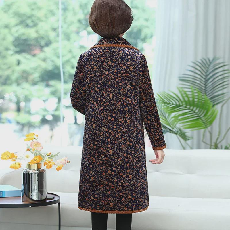 Warm Floral Crystal Velvet Coat for Middle-aged and Elderly Women