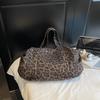 Leopard Print Shoulder Bag Large Capacity Commuter Tote Bag