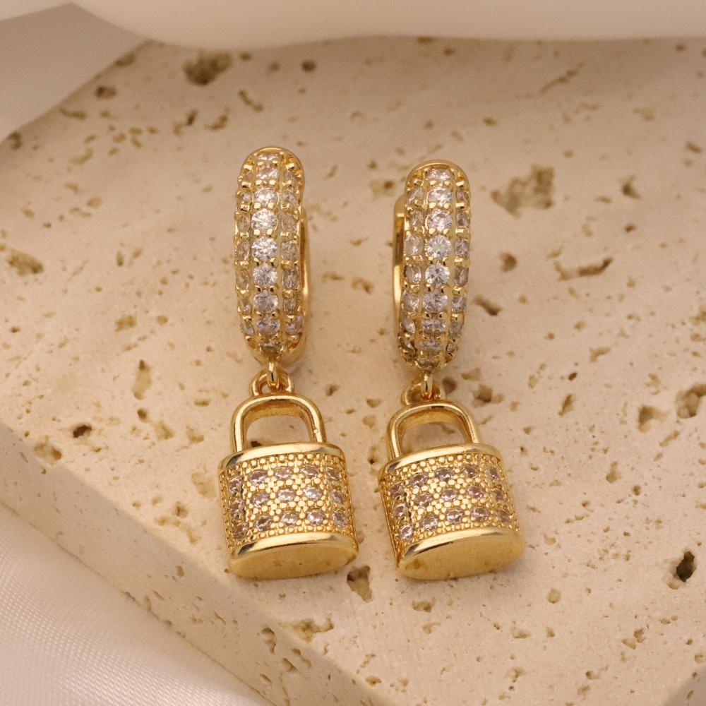 1 Pair Luxury Small Lock Dangle Earrings for Women Zirconia Earring Jewelry Wedding Party Accessories