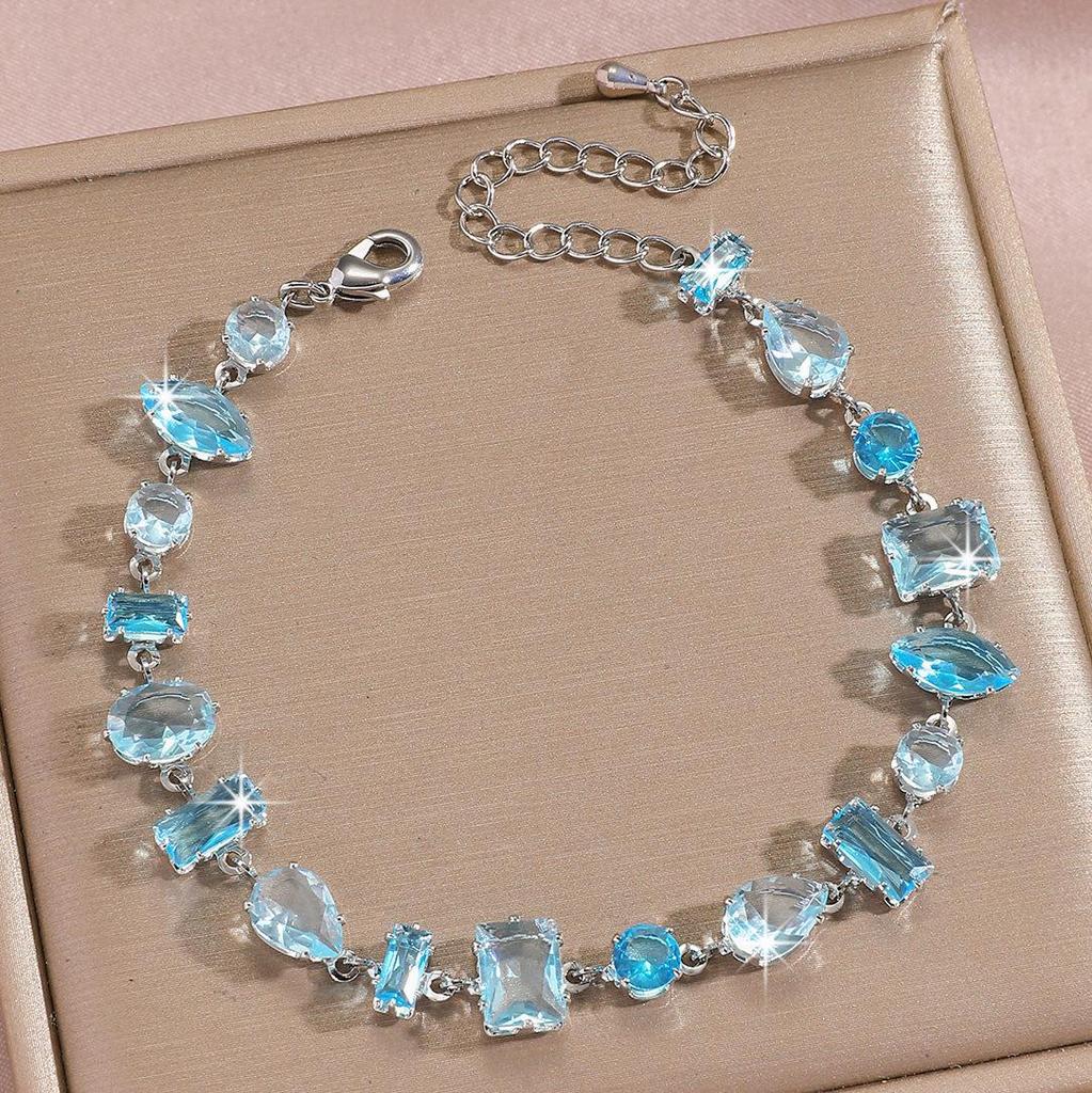 Bracelet Feuille Plaqué Or avec Incrustations de Zircon Hachuré et de Diamant