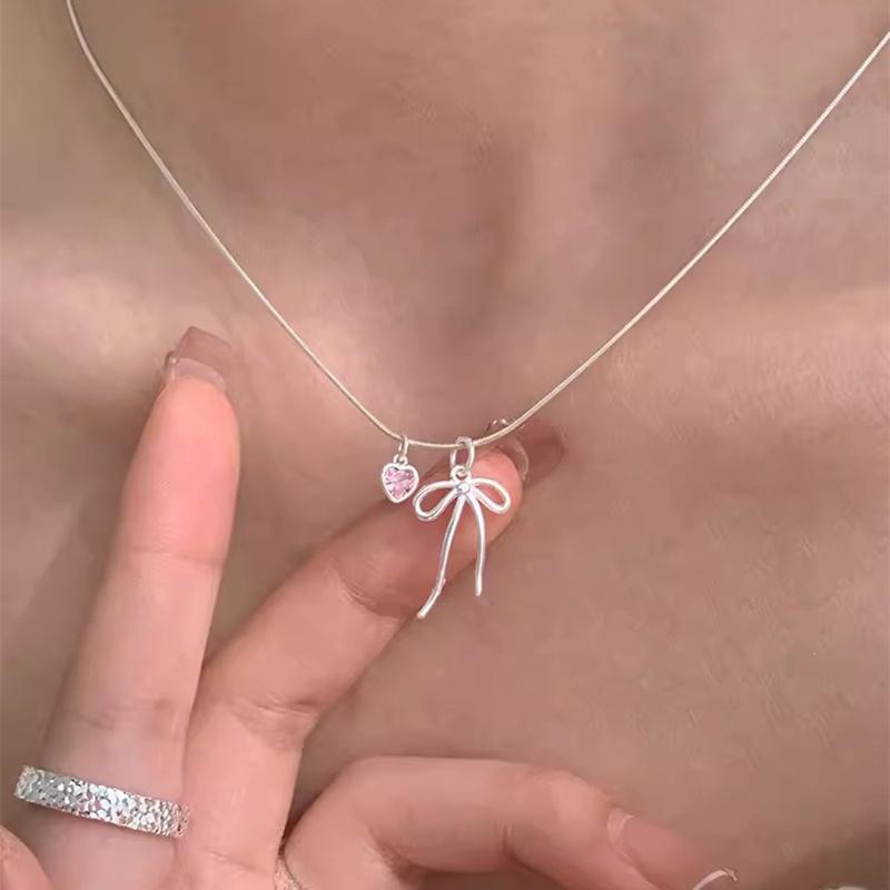 Pink Bow Pendant Necklace, Women's Sweet and Elegant Style, Classic and Simple Personality, Engagement Jewelry, Preferred Gift Giving