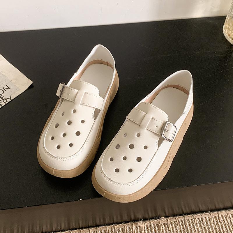 Niche Retro Middle-aged Mother Shoes Women's Autumn Leather Surface Hollow Hole Shoes Soft Sole One Pedal Thick Sole Two Wear Single Shoes