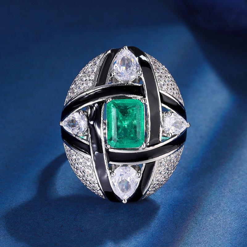 

Huabi Jewelry Copper Bottom Gold-plated Simulation Emerald Red Steel Jade Light Luxury Heavy Industry Set Pendant Ring 7 * 9