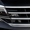 EPYFH1 Silver V6 Emblems Stickers Front Grille Sticker For VW Volkswagen Touareg Teramont Phideon Arteon Tiguan V6 VW Grille Sticker
