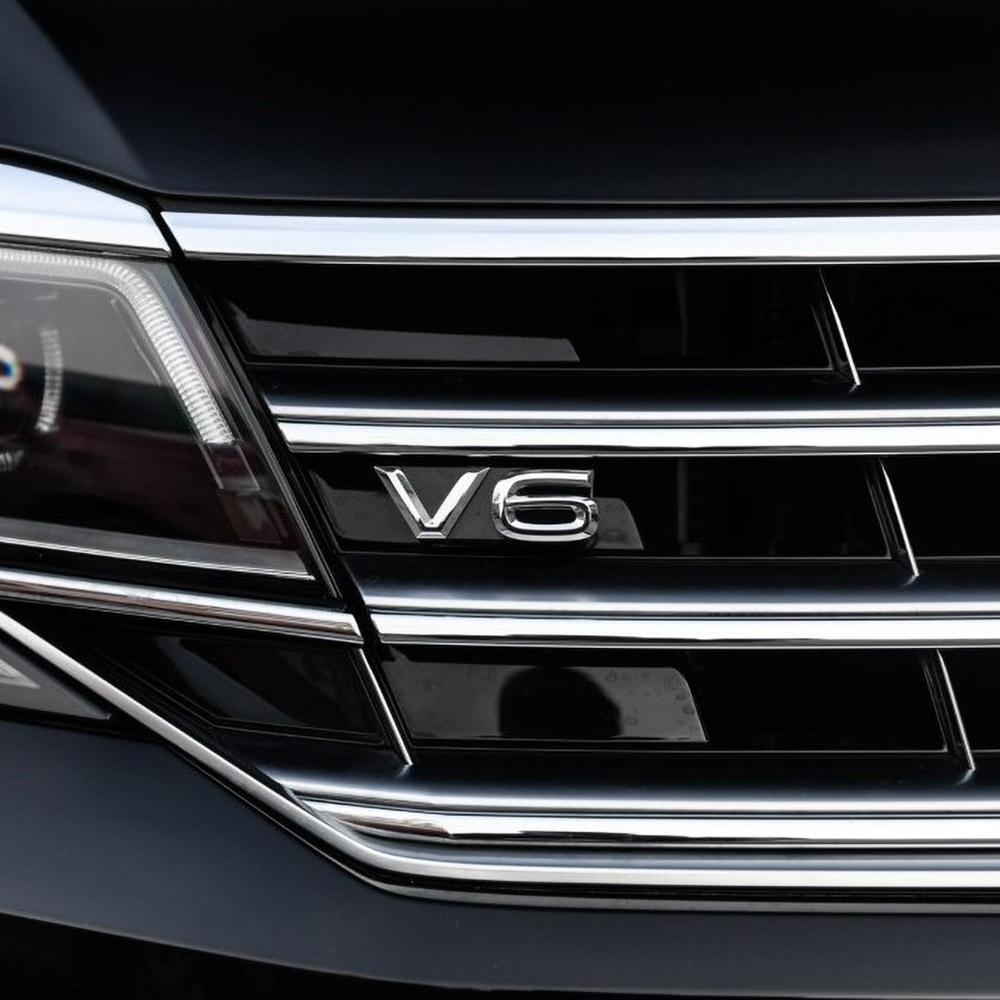 EPYFH1 Silver V6 Emblems Stickers Front Grille Sticker For VW Volkswagen Touareg Teramont Phideon Arteon Tiguan V6 VW Grille Sticker