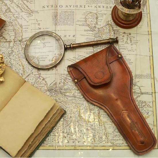 Brass Magnifying Glass with Leather Case