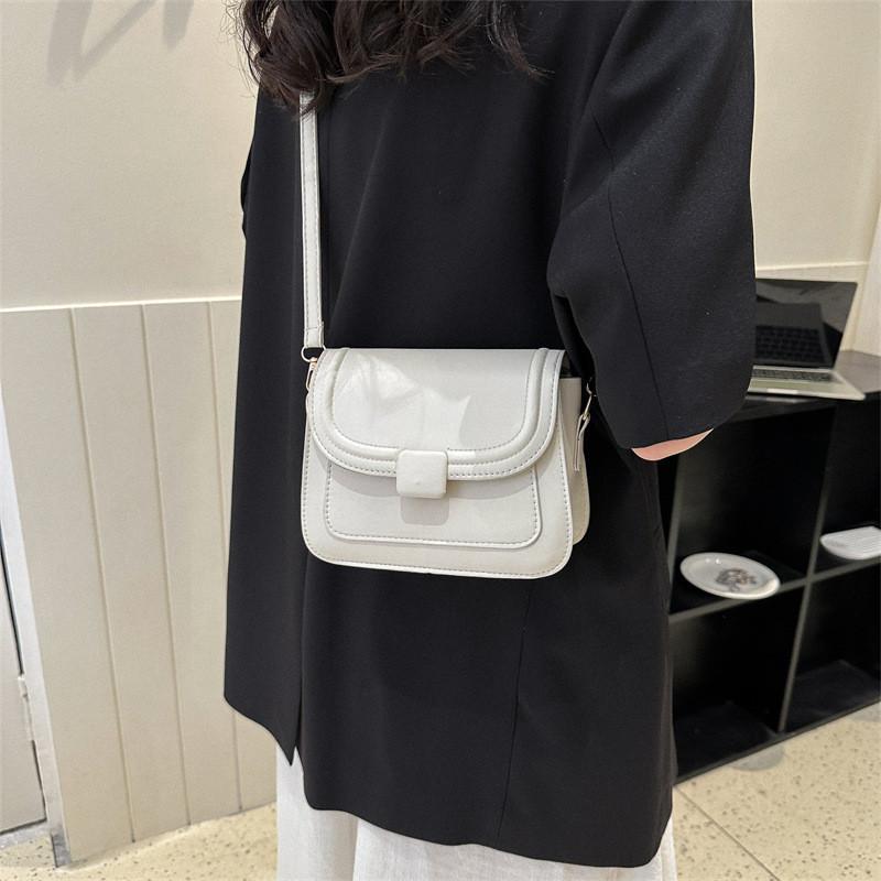 Fashionable Street Style Womens Shoulder Bag 2023 Trendy Pu Leather Crossbody