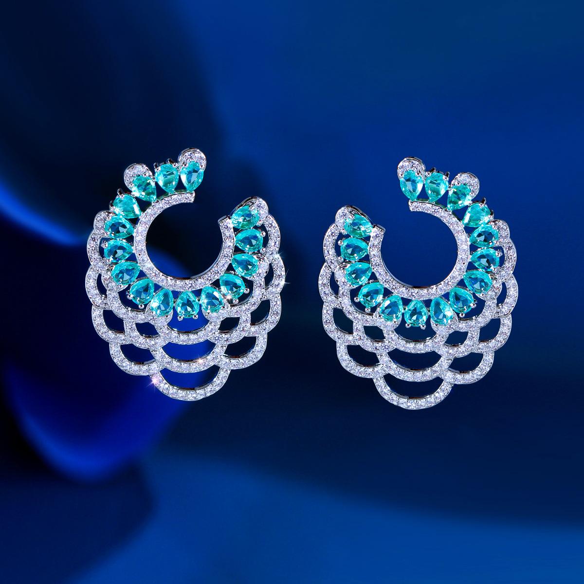 

Needle French Light Luxury C-Shaped Geometric Earrings Daily Temperament Lace Zircon Earrings Stud Earrings