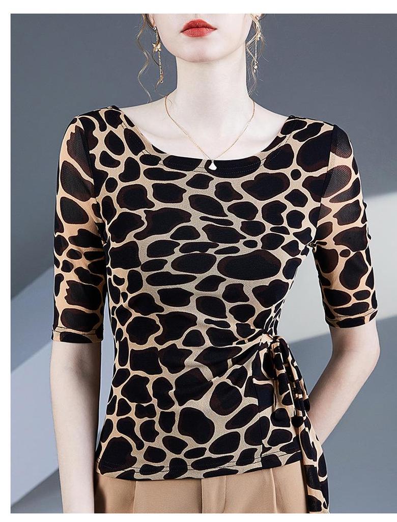 Damen Leopardenmuster Mesh Top mit halblangen Ärmeln und Taillengürtel - Sommer 2024 Kollektion