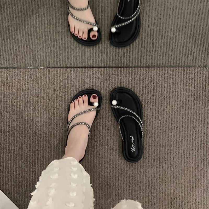 Women's outerwear with diamond slippers, skirt sandals, fashionable rhinestone soft-soled super fairy, beautiful sandals for going out in summer