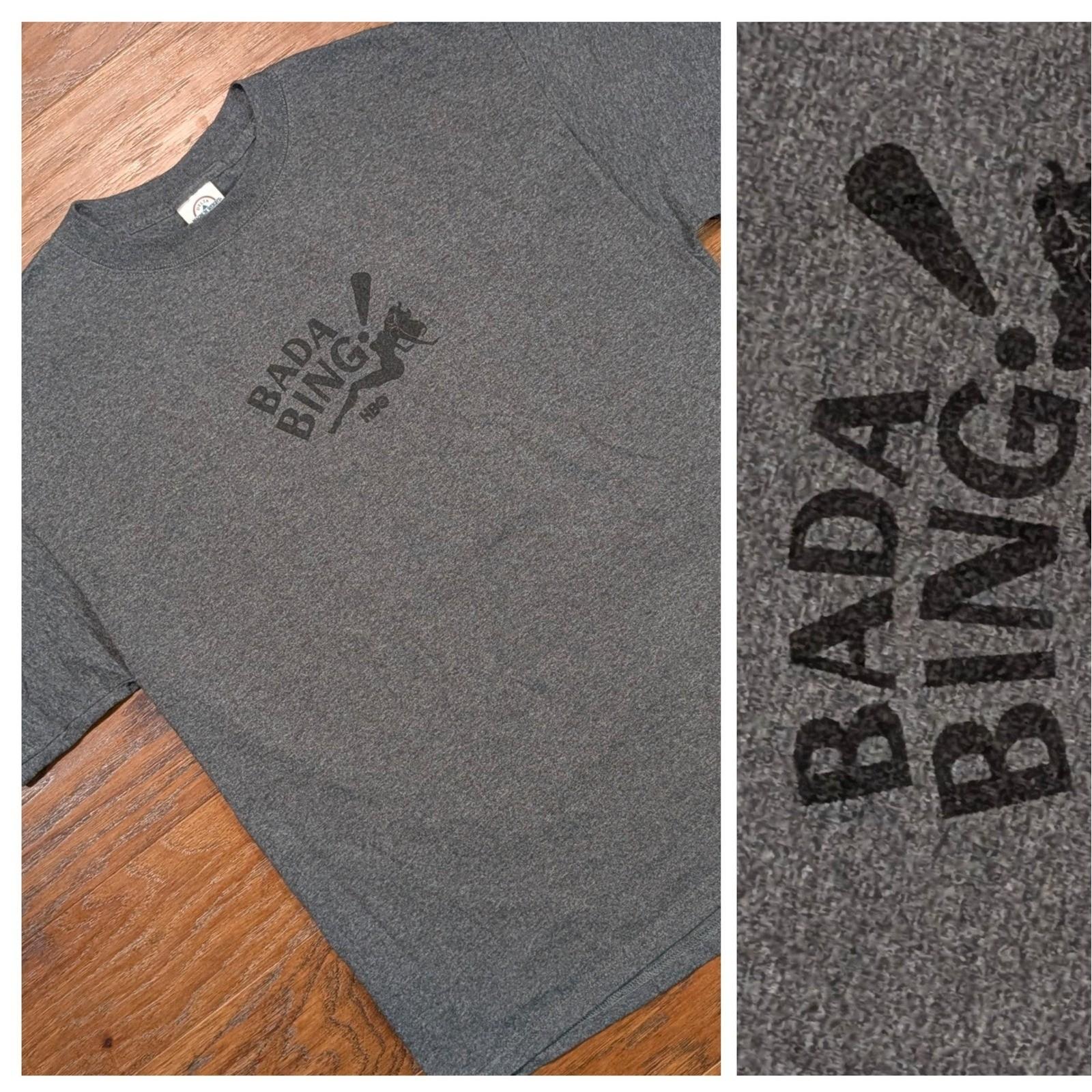 Sopranos Bada Bing HBO T Shirt Graphic Tee Men s Size Large 22x27 Grey Y2K L