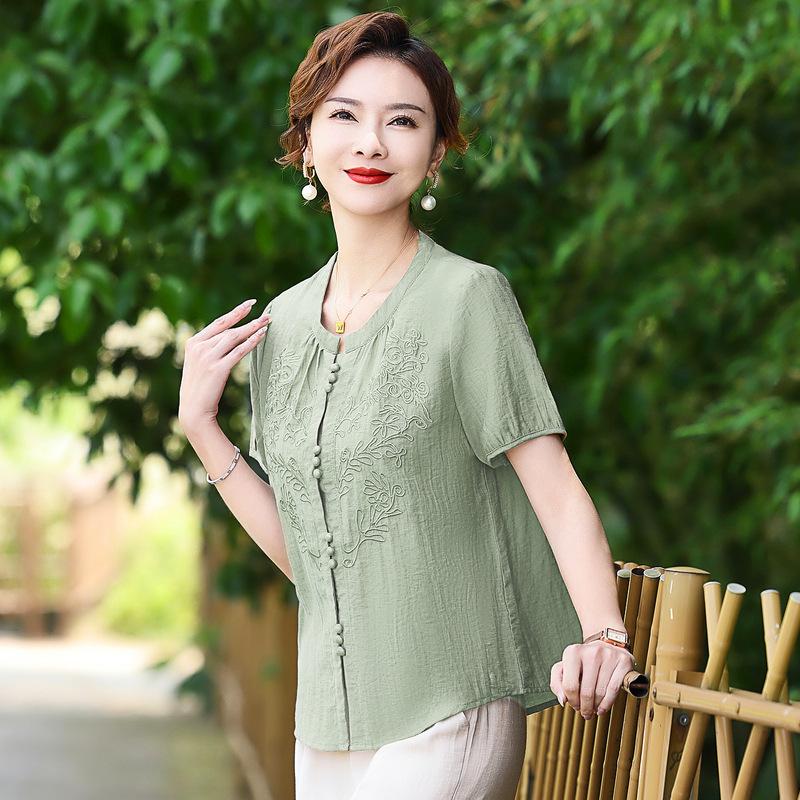 Mom's 2025 Summer Wear: New Chinese Style Blouse & Two-Piece Set for Middle-Aged and Elderly Women – Fashionable and Versatile T-Shirt.