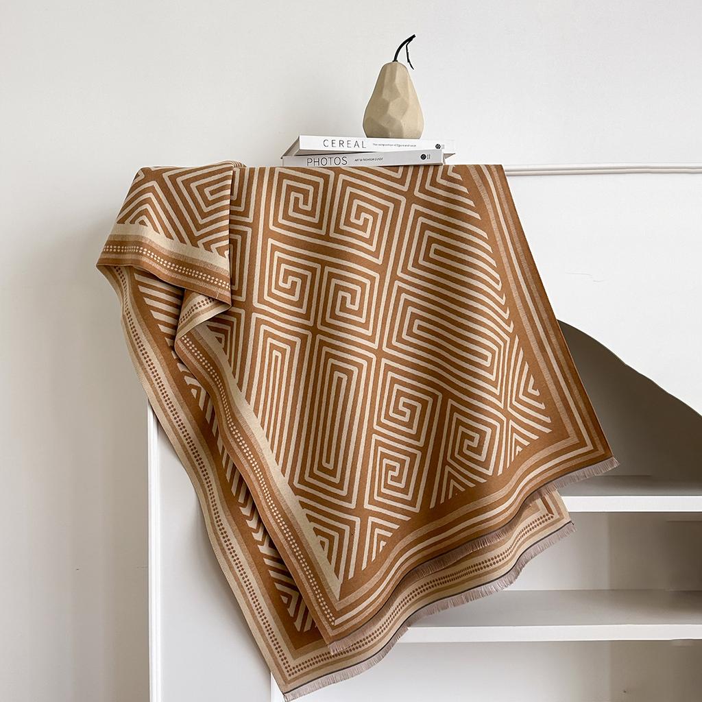 Autumn And Winter Imitation Cashmere Scarf For Women'S High-End Sense Of Light Luxury Shawl With Warm And Thickened Scarf