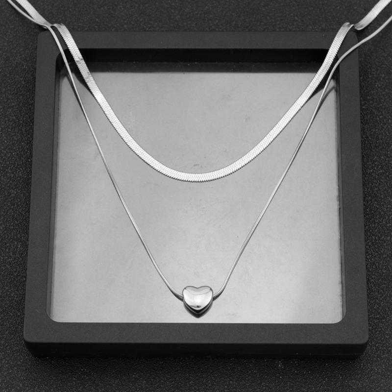 Unique Heart Pendent Necklace Double Layered Pendant Choker Stainless Steel Chain Choker Perfect for Fashionable Ladies