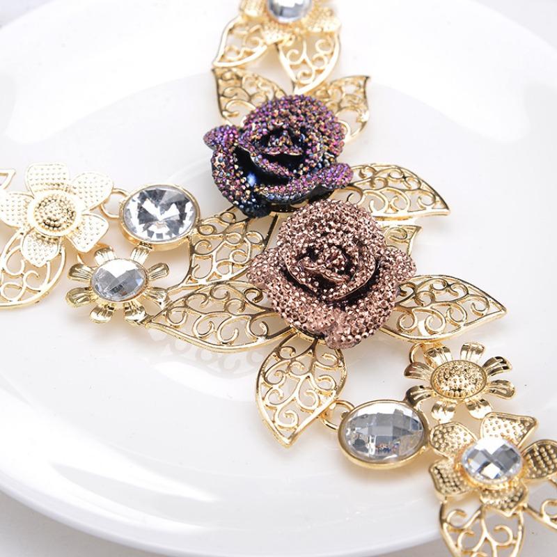 Women Retro Necklace Alloy Hollow Flower Diamond Necklace Stud Earrings Sets
