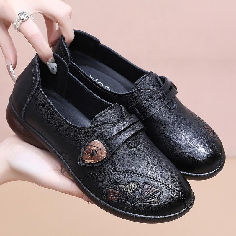 New Shoes Soft Sole Single Shoes Medium and Old Women's Shoes Comfortable Middle-aged Non-slip Spring and Autumn Leap Month Elderly Leather Shoes