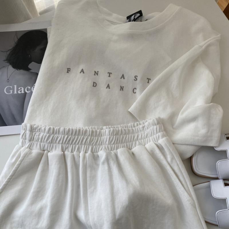 Women Loose Spring and Summer Round Neck Short-sleeved T-shirt + Shorts Sports Letter Print Leisure Two-piece Set