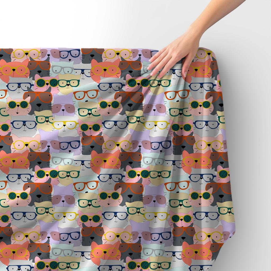 Royal Samt Stoff Polyester Zum Nähen - Motiv Tiere Mit Brille