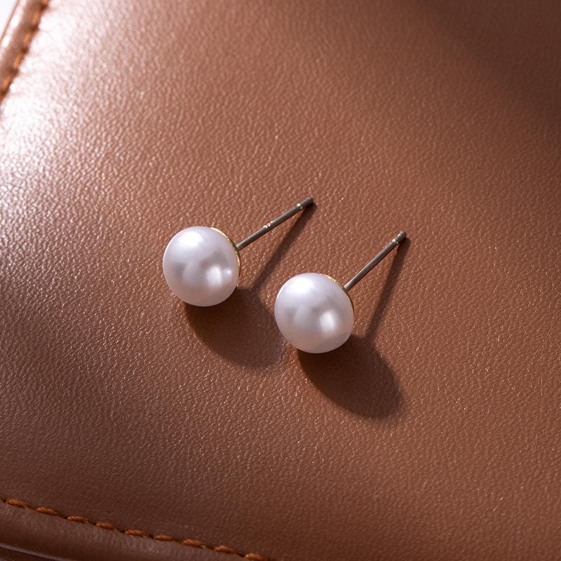 Premium Pink Pearl Stud Earrings Women S Light Luxury Niche Design Earrings Temperament Ear Buckles Gentle And Elegant Earrings