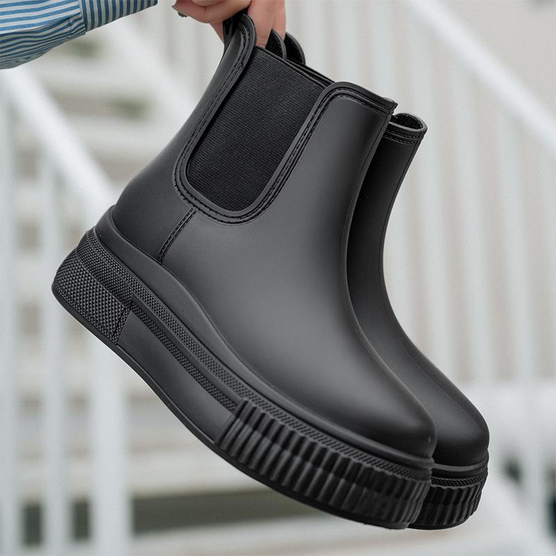 

Новые короткие резиновые сапоги женские модные уличные дождевые туфли женские взрослые водонепроницаемые и нескользящие водные туфли 36