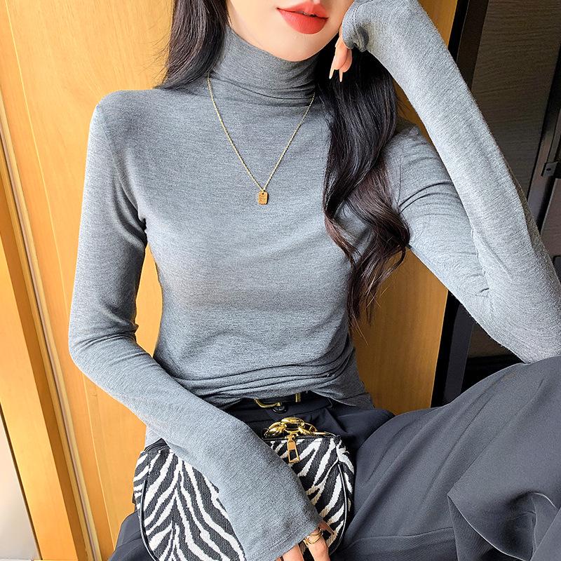 Dámský černý modální top s dlouhým rukávem, slim fit, rolákový základ pro jaro, podzim, zimu 2024.