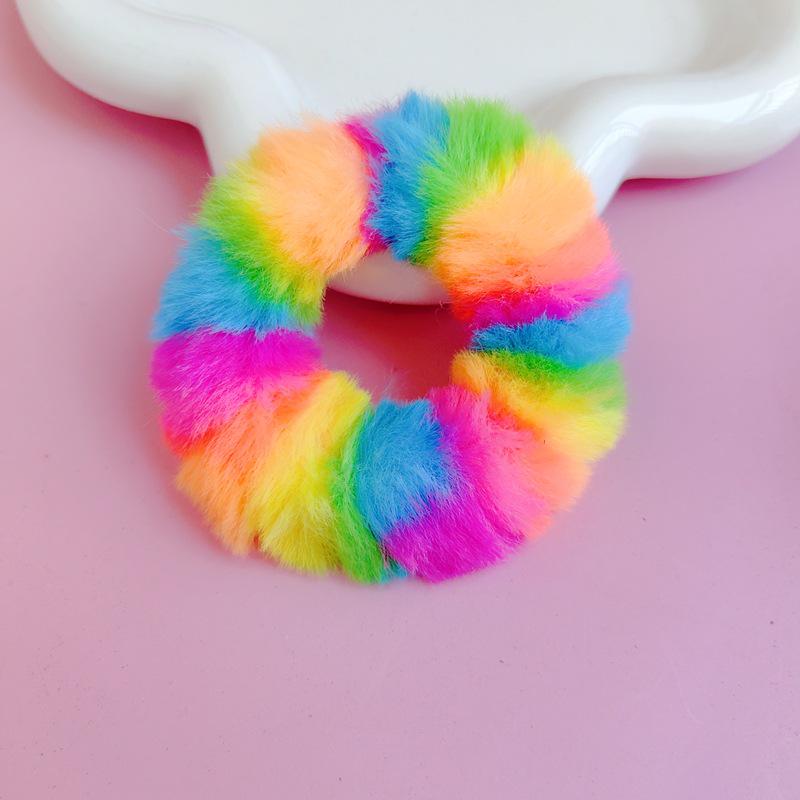 

Радужная 7 см плюшевая резинка для волос из искусственного кроличьего меха - Коллекция Осень/Зима - Многоцветный аксессуар для волос для женщин