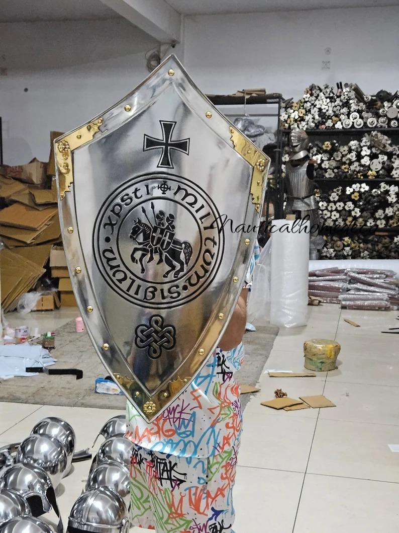 

Medieval Knight Templar Crusader Shield for SCA LARP Reenactment Cosplay Ren Faire Halloween Costume & Decor Display Shield Replica срібний