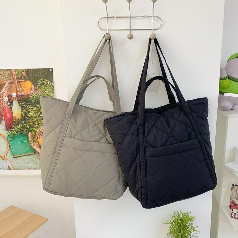 Rauten-Stickgarn Baumwoll-Bekleidungsmaterial Umhängetasche Tasche Damen Großraum-Tragetasche Herbst und Winter Neu Achsel-Rucksack