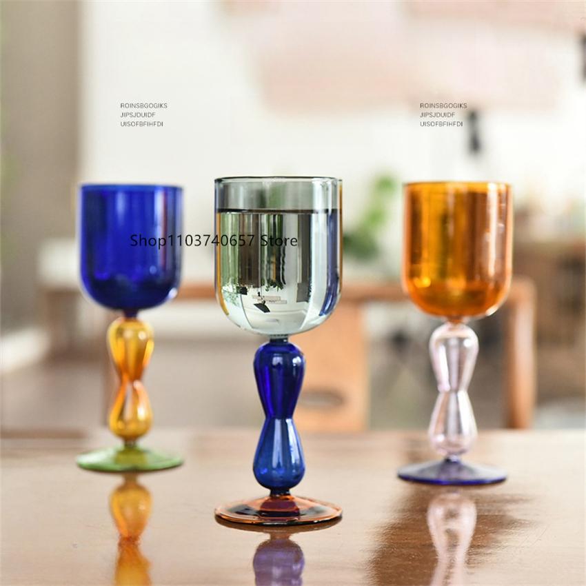 Europäischer Retro-Stil Speziell geformter Griff Glas Kreativ Kontrastfarbe Hoher Fuß Rotweinglas Haushalt Einfache Getränketasse