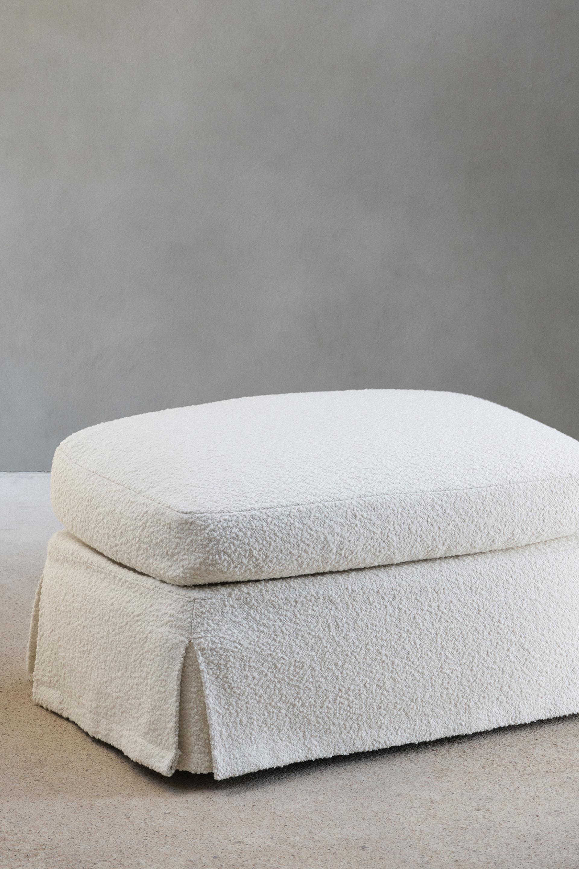 

БУКЛ-ЧЕХОЛ ДЛЯ ПОДНОГ 01