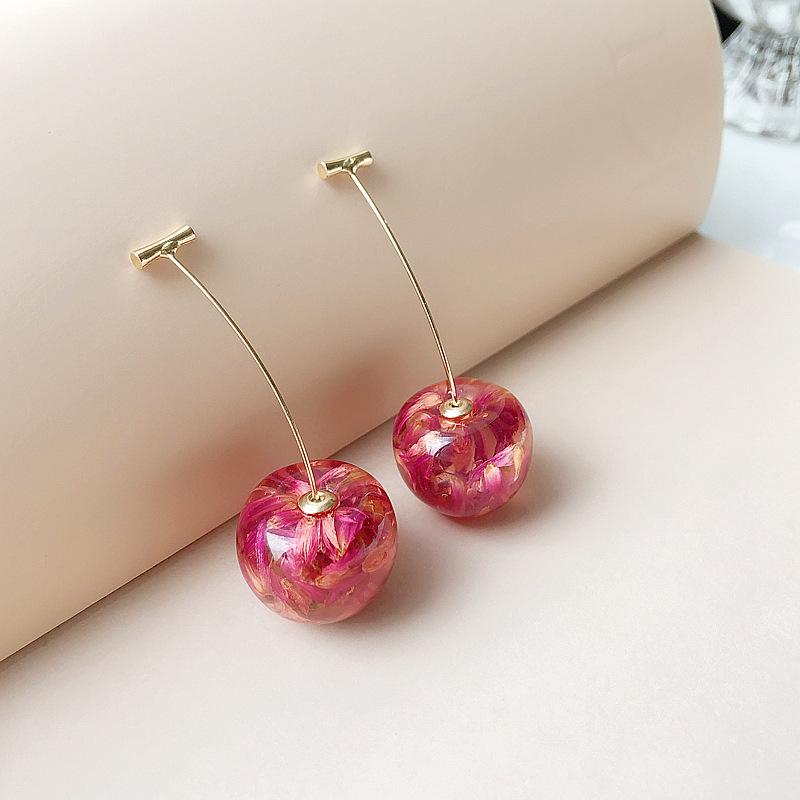 Charming Cherry Resin Earrings with Dried Flowers - Influencer Style, Fresh & Cute for Women