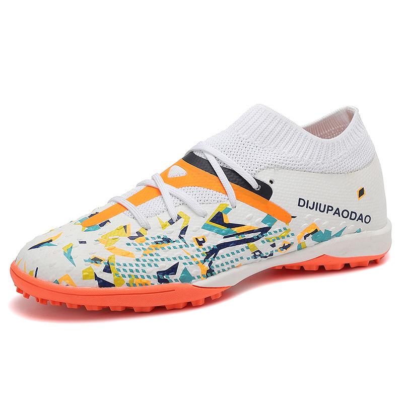 

Student Lightweight Football Shoes Spiked Shattered Adult Football Shoes Artificial Grass Professional Training Shoes 44