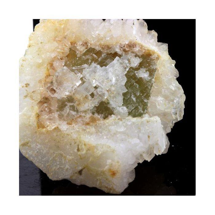 Fluorite + Quartz 140.1 carats