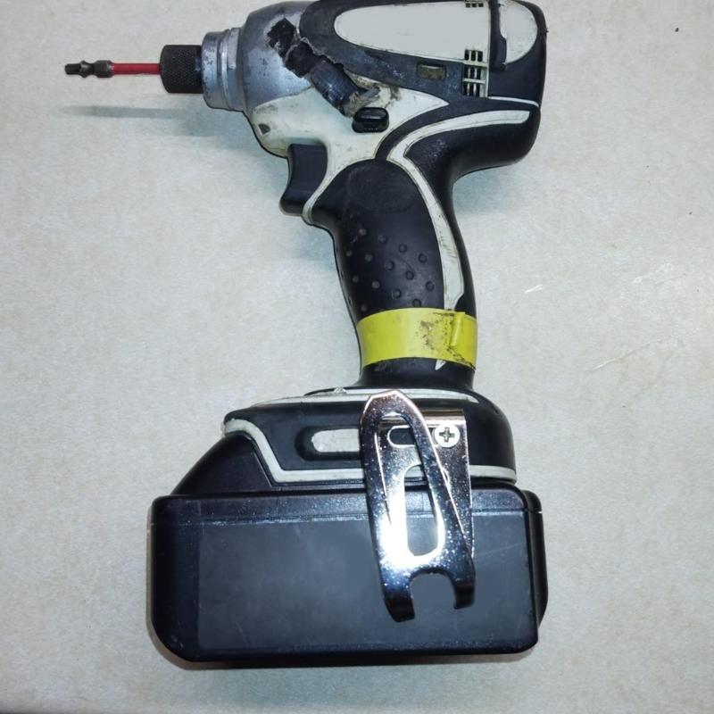 Stainless Steel Tool Belt Clip Secure Fastening Suitable for Workshop and Job Sites Use Safe Convenient Belt Attachment