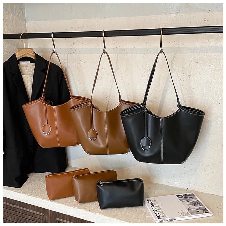 Premium Bag Women's 2025 New Popular Fashion Versatile Shoulder Bag Large Capacity Commuter Tote Bucket Bag