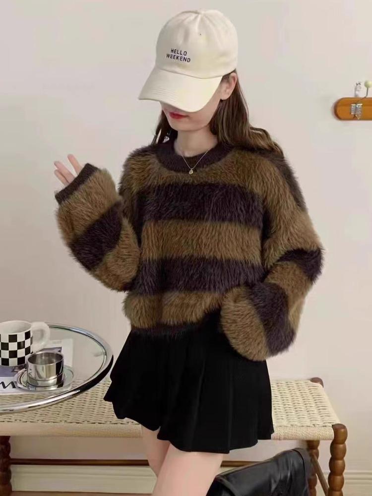2024 Autumn/Winter Women's Korean Color Block Striped Round Neck Knit Sweater - Loose Fit Fashion Pullover