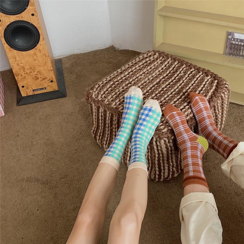 Women's Autumn Vintage Fashion Collage Color Check Grain Tube Stack Socks