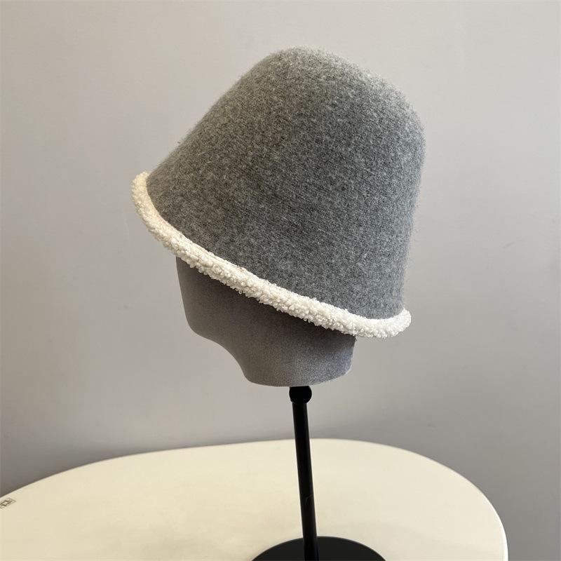 

New wool knitted bucket hat, thickened lamb wool inside to keep warm, fashionable, contrasting color edge fisherman hat tide M（56-58cm） серый